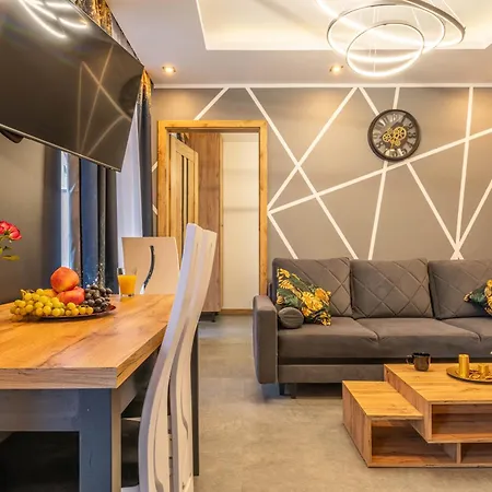 Apartament Księżycowe - Tatra View - Golden