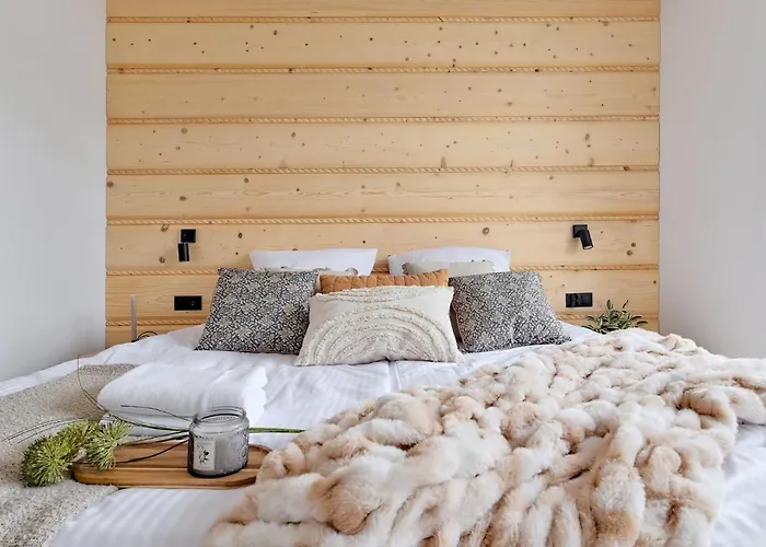 דירה Ksiezycowe - Tatra View - Golden זקופאנה