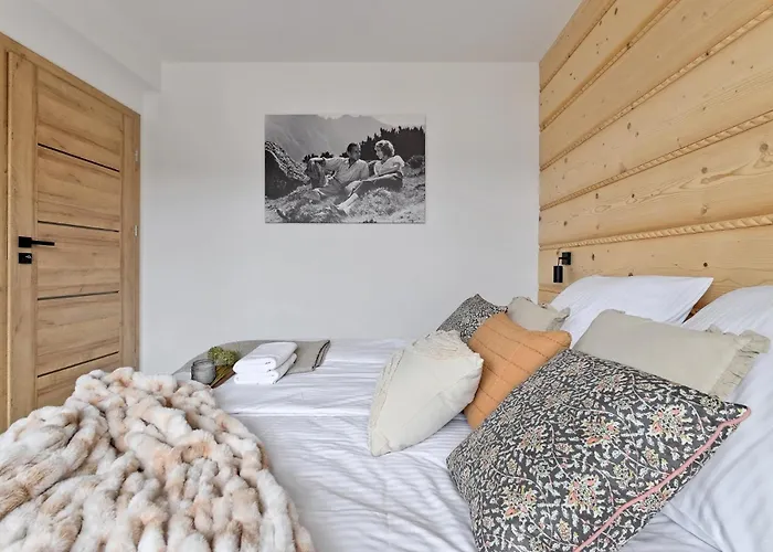 Ksiezycowe - Tatra View - Golden * זקופאנה