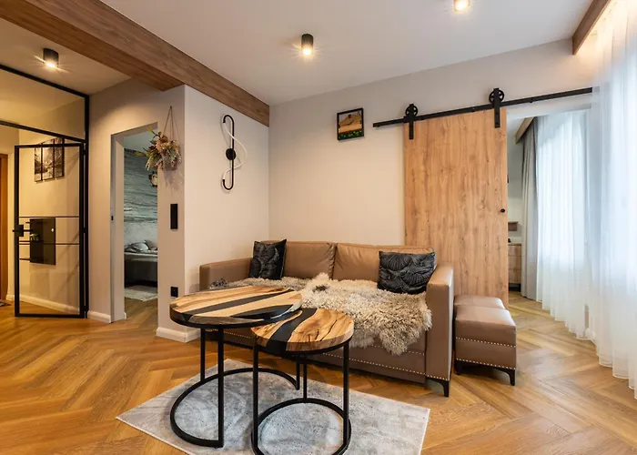 Ksiezycowe - Tatra View - Golden דירה זקופאנה