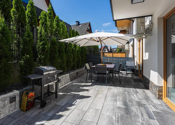 Ksiezycowe - Tatra View - Golden