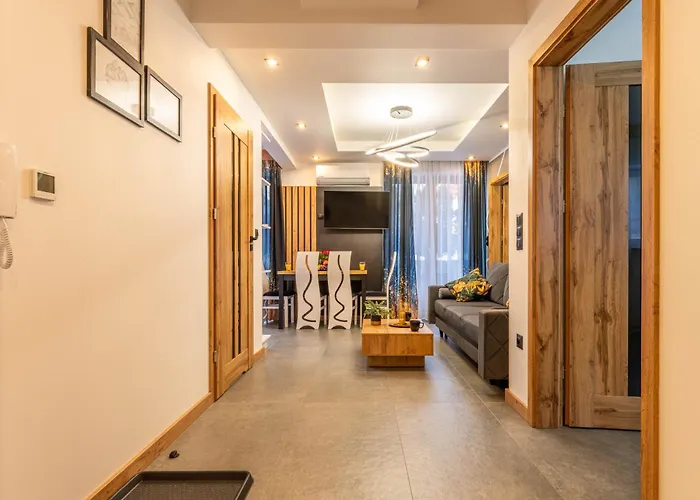 Ksiezycowe - Tatra View - Golden זקופאנה